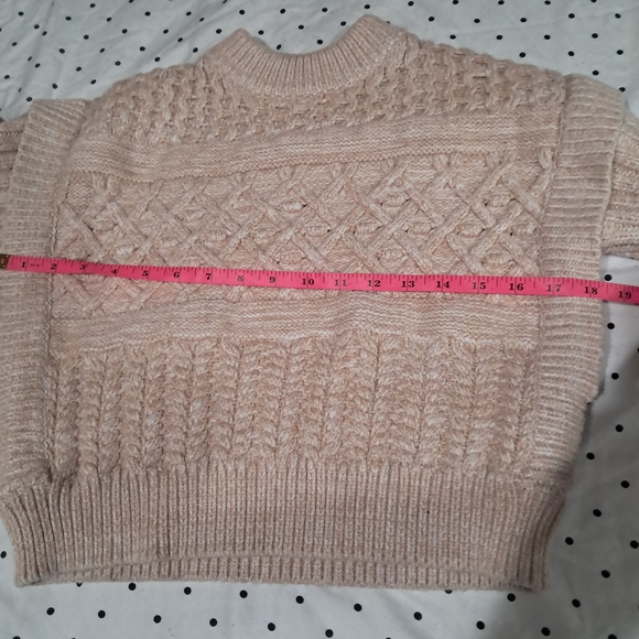 Minkpink Multi-Textured Cropped Knit Sweater Like New - XS - Picture 5 of 11